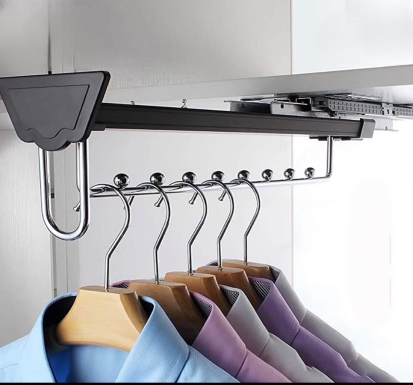 Top Mounted Cloth Hanger